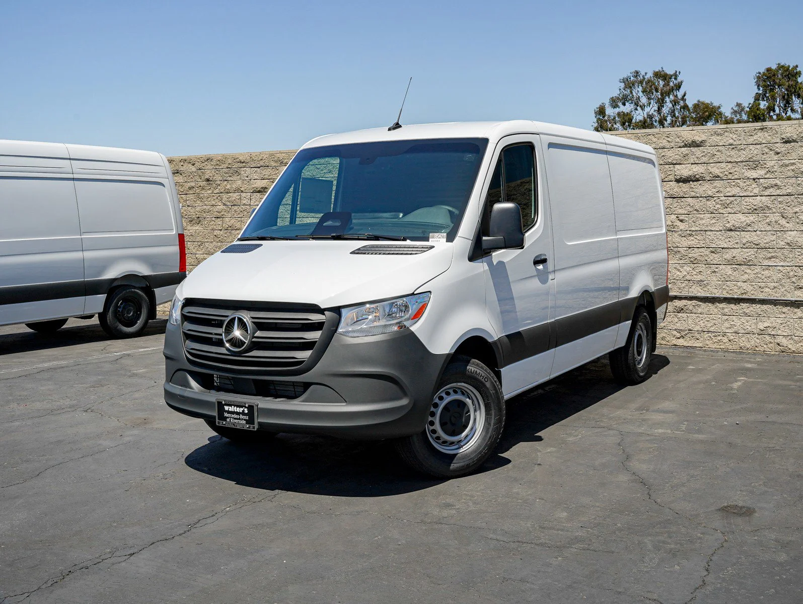 2026 Mercedes-Benz Sprinter 2500 144 WB's photo