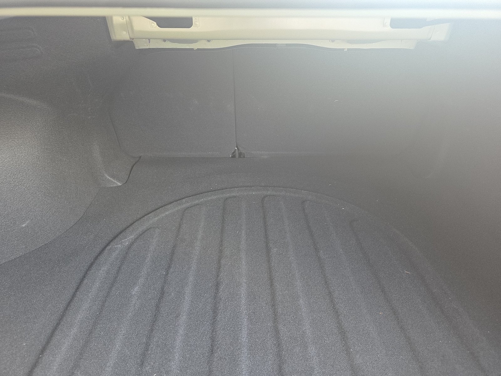 Certified Used 2025 Morning Haze Kia LXS image 10