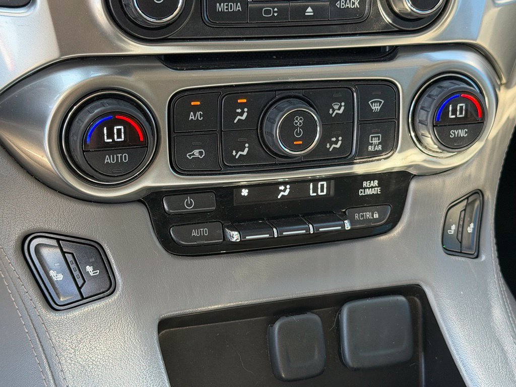 Used 2015 Silver Chevrolet LT image 20