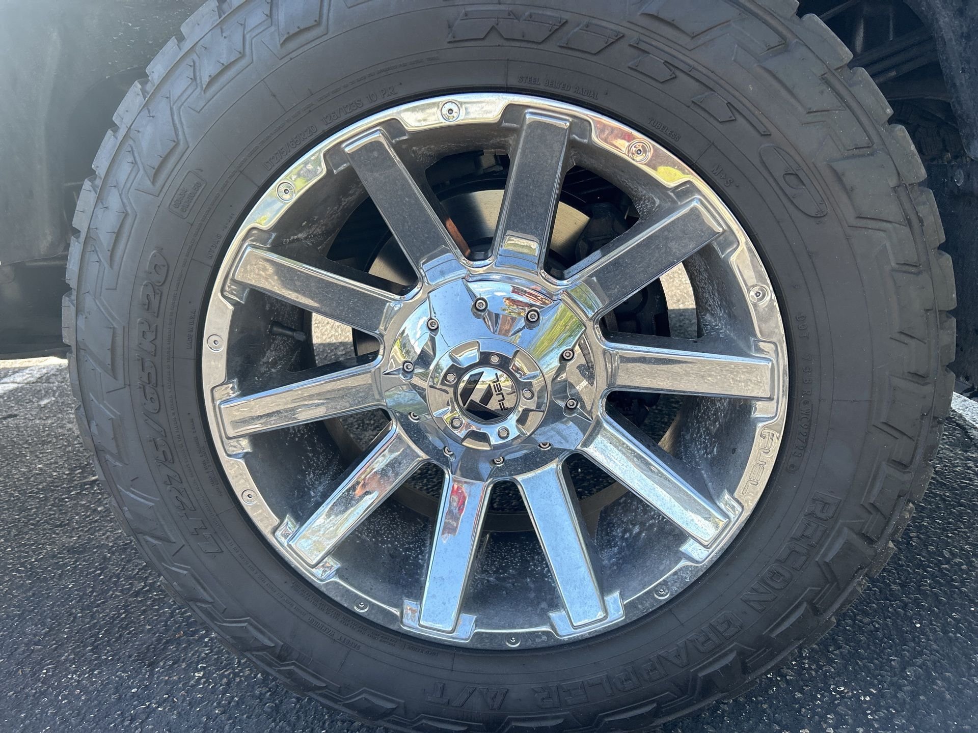 View vehicle photo 6