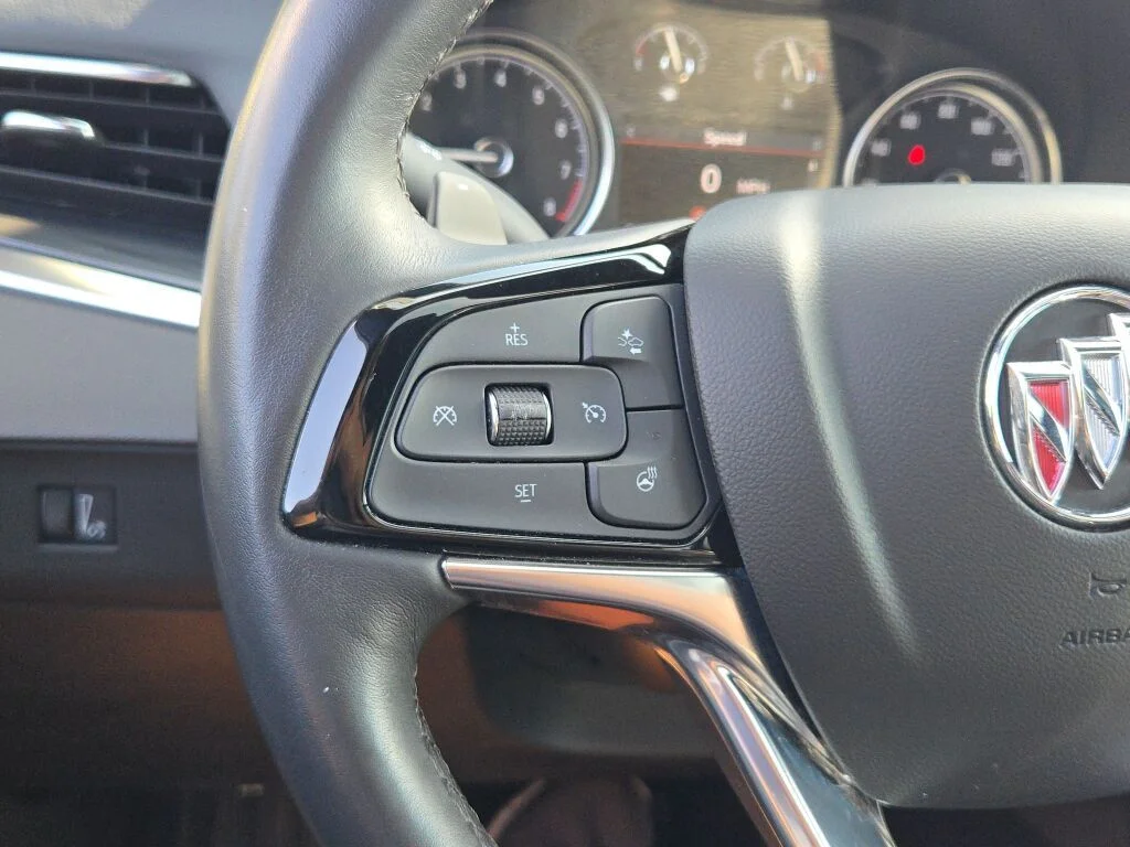 Used 2024 Black Buick Essence image 33