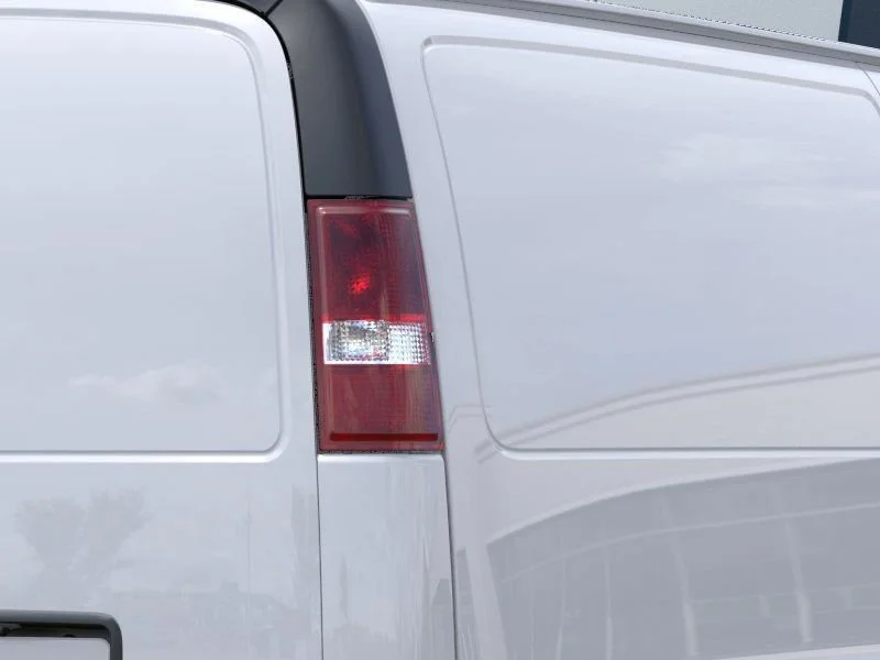 New 2025 Summit White GMC Work Van image 17