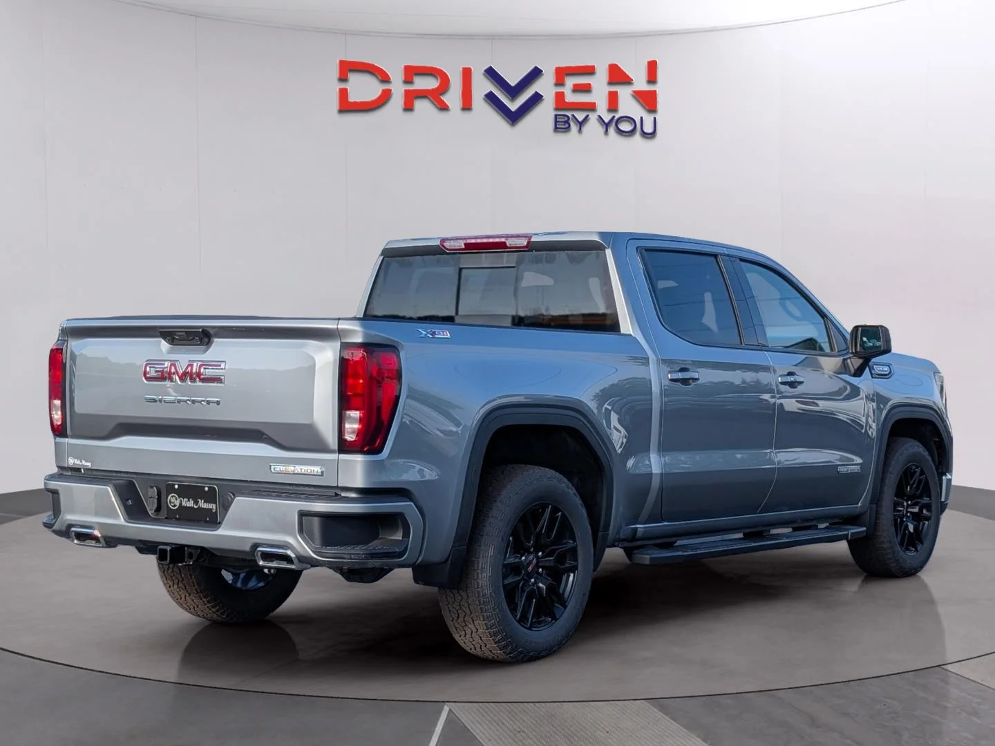 New 2026 Sterling Metallic GMC Elevation image 6