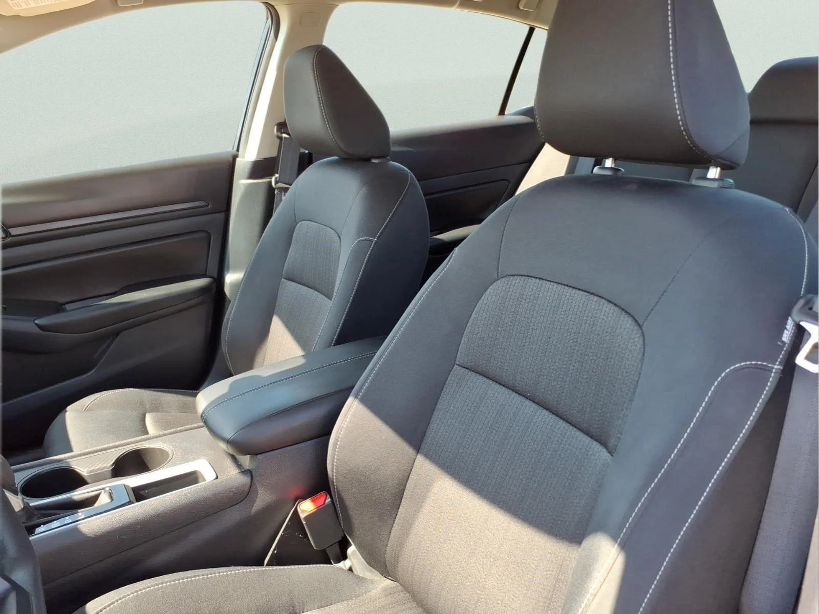 Used 2024 Super Black Nissan 2.5 S image 18