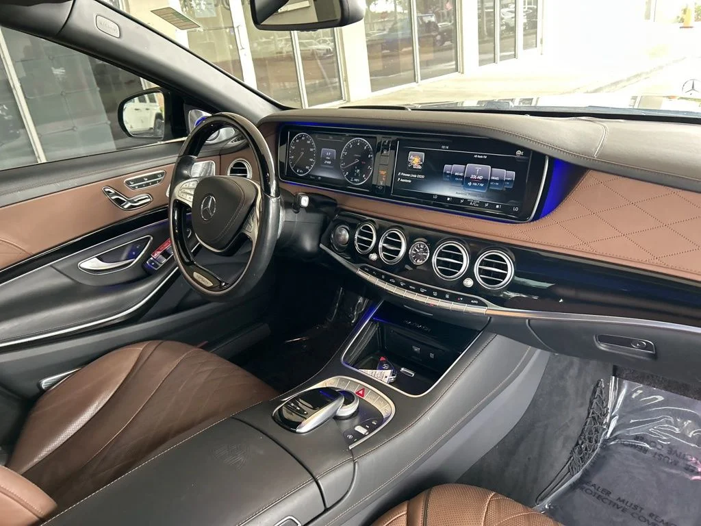 Used 2017 Black Mercedes-Benz Maybach S 550 image 27