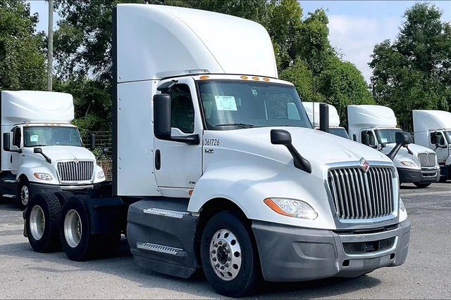 2021 International LT625 6x4 