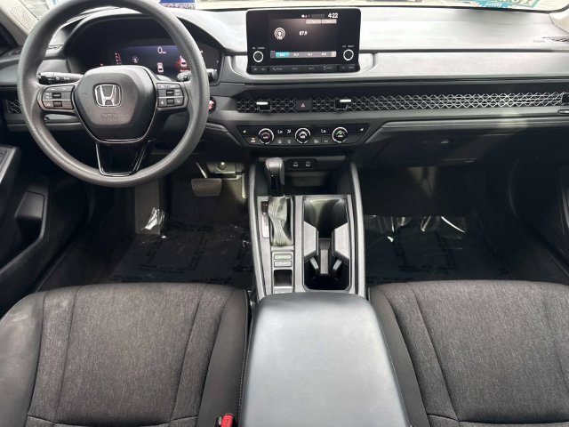 2025 Honda Accord SE - Photo 16