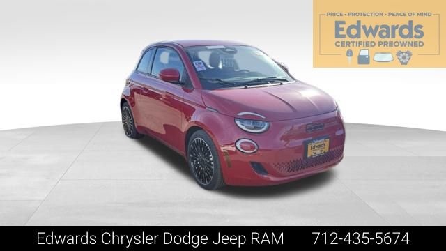 2024 FIAT 500e Base