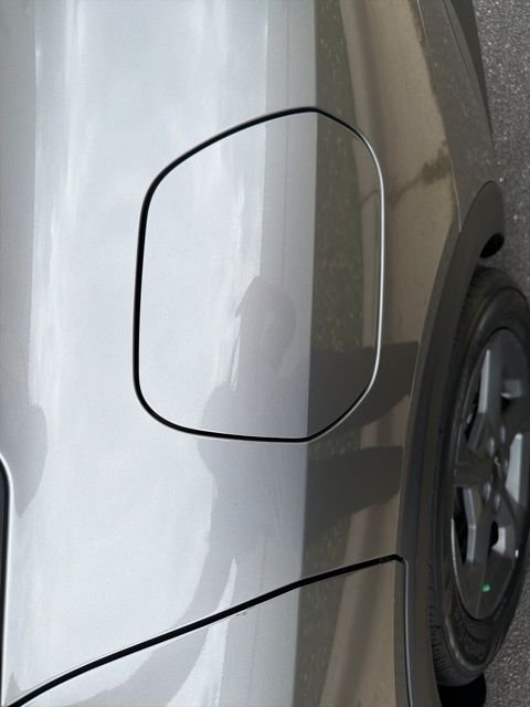 Used 2025 Gray Kia LXS image 15