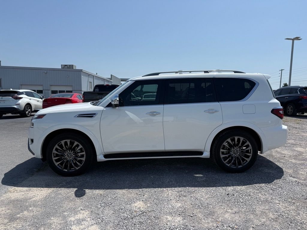Used 2023 White Nissan Platinum image 44