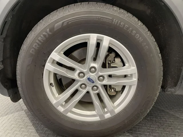 Used 2023 Star White Ford XLT 4WD image 10