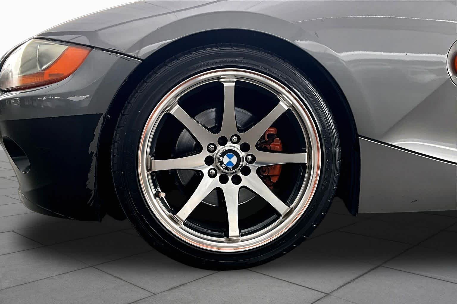 Used 2003 Sterling Gray Metallic BMW 3.0i image 10