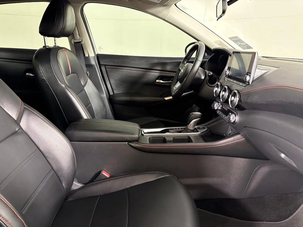 Certified Used 2025 White Nissan SR image 14