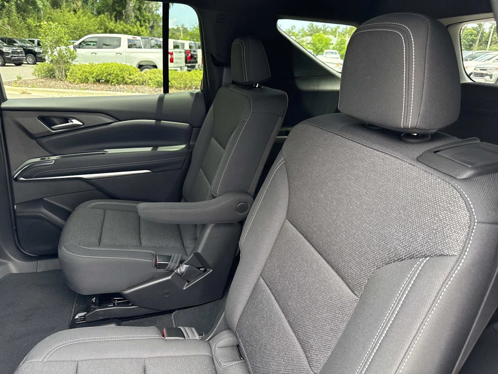 2026 Chevrolet Traverse LT - Photo 11