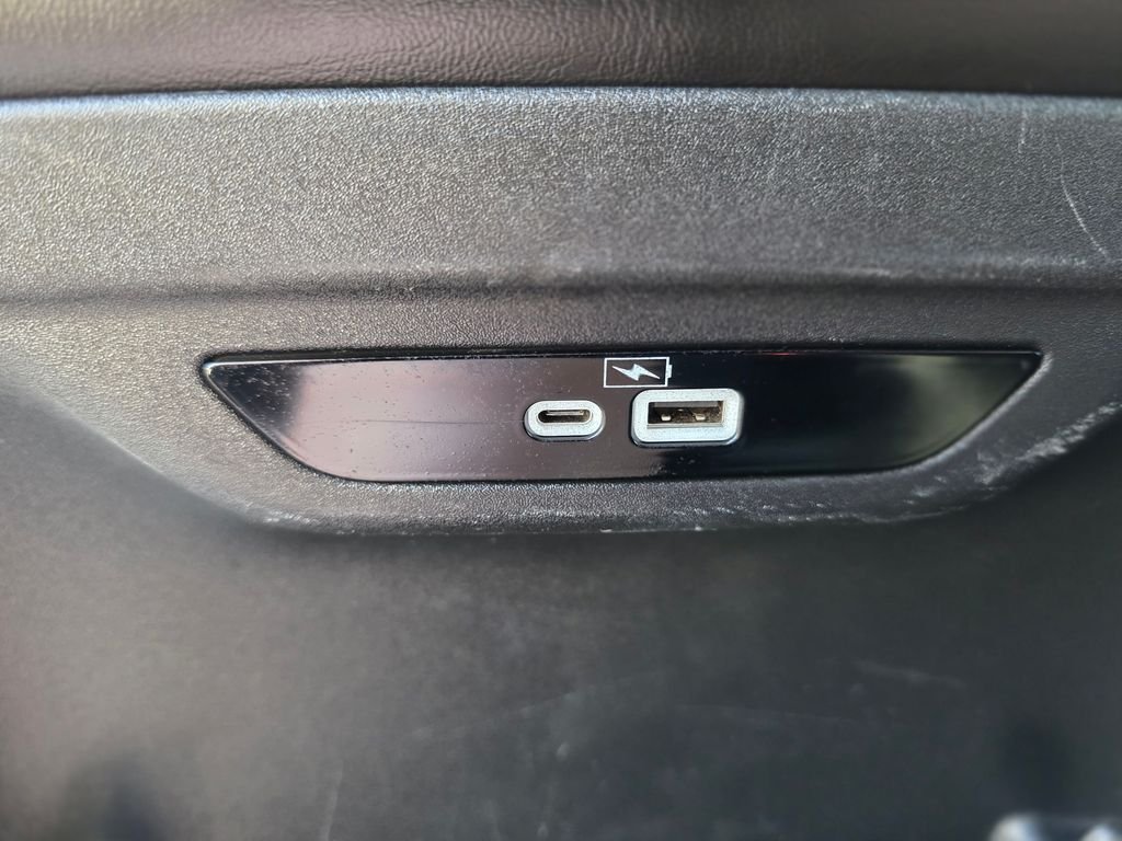 2023 Chrysler Pacifica Touring L - Photo 21