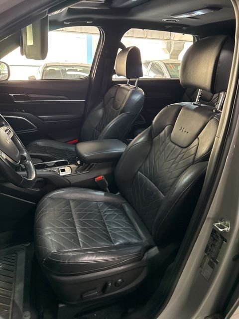 Used 2025 Gray Kia EX X-Pro AWD image 6