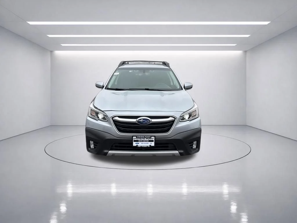 Used 2021 Ice Silver Metallic Subaru Limited image 10