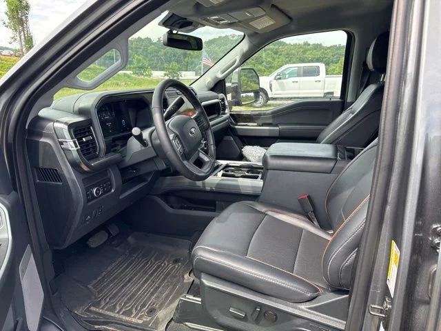 Used 2025 Gray Ford Lariat image 19