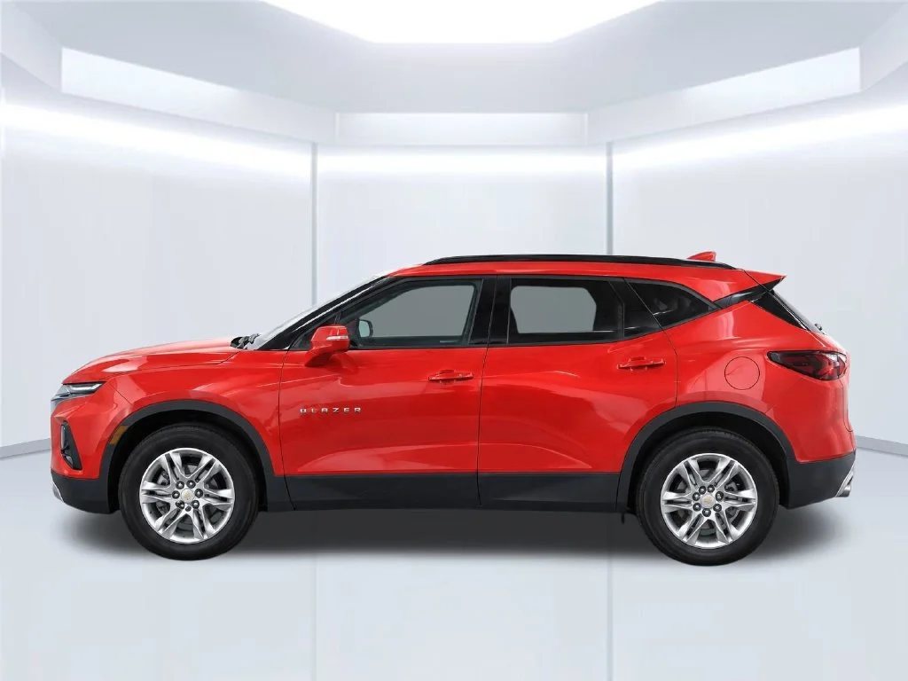 Used 2019 Red Chevrolet Base image 8