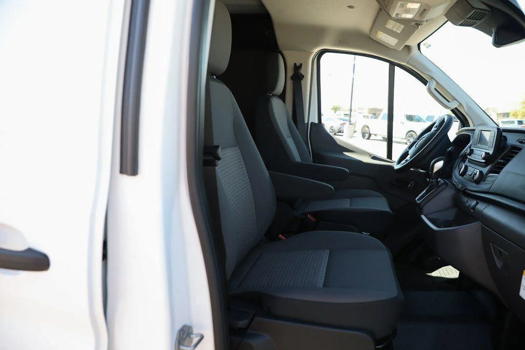 2025 Ford Transit Van Base - Photo 28