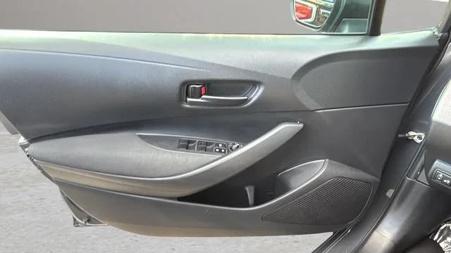 Used 2024  Toyota LE image 17