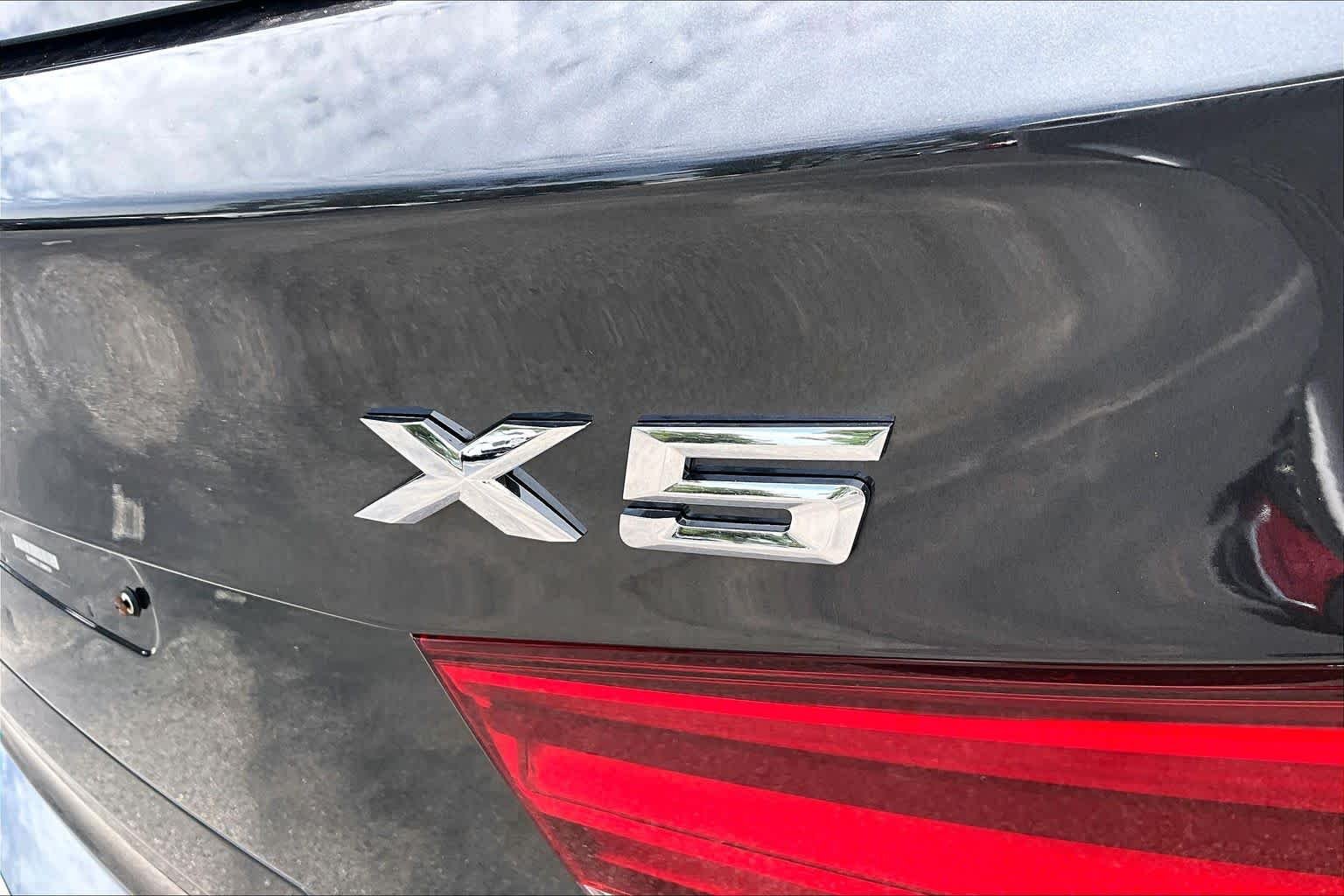 Used 2018 Dark Graphite Metallic BMW xDrive35i image 31