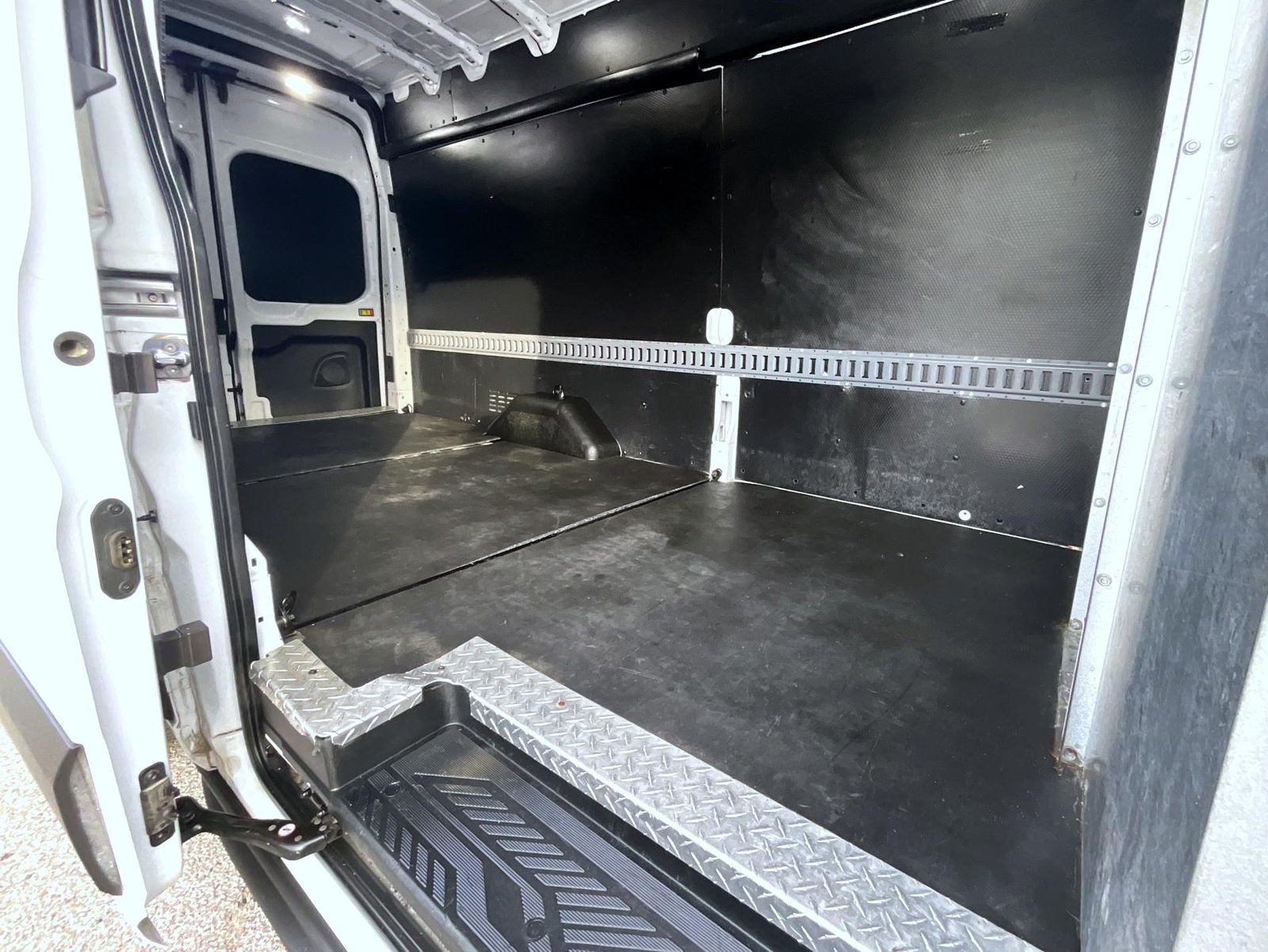 Used 2020 White Ford Base image 20