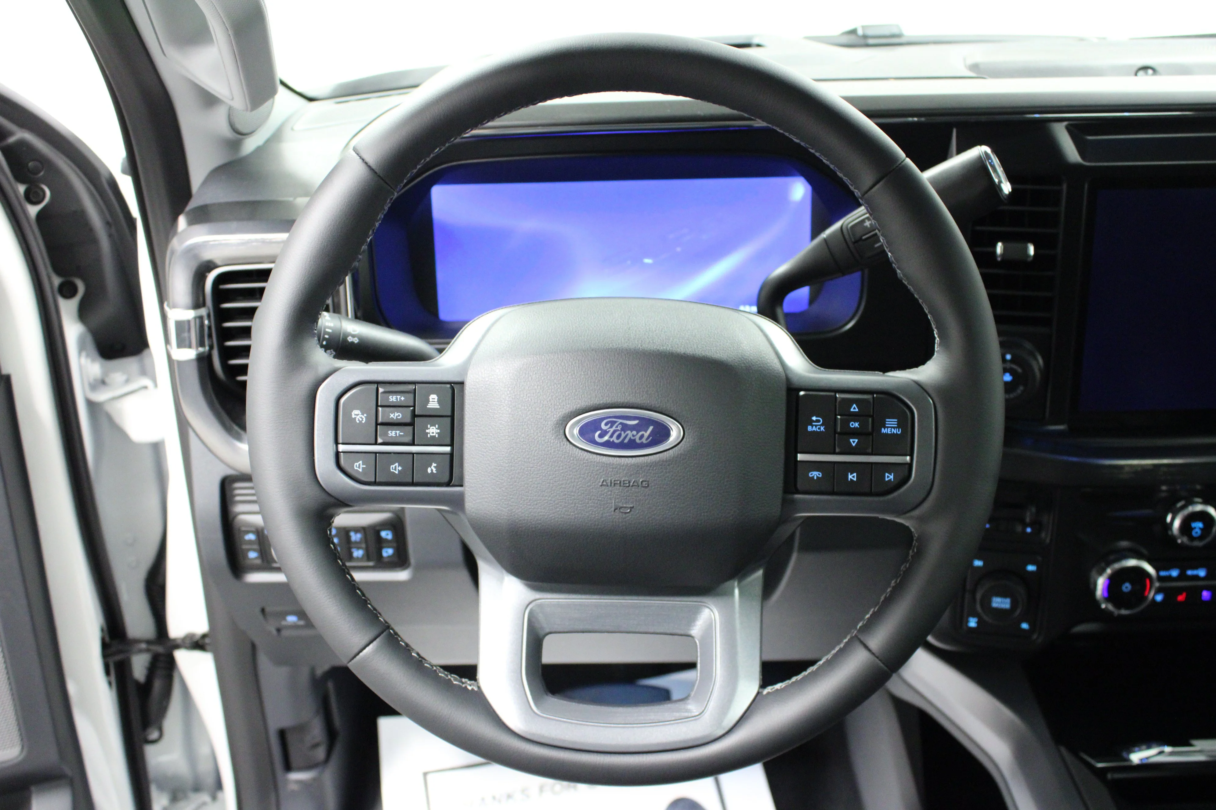 New 2026 Star White Metallic Tri-Coat Ford F-250® Lariat® image 17
