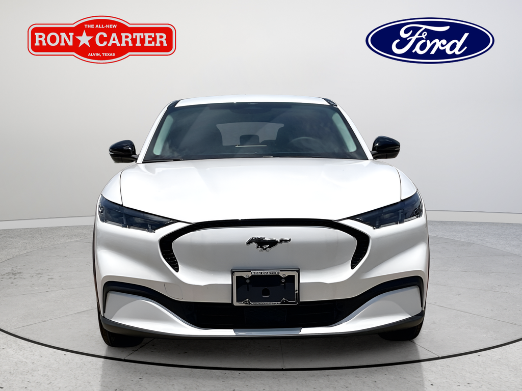 New 2026 Star White Metallic Tri-coat Ford Select image 2