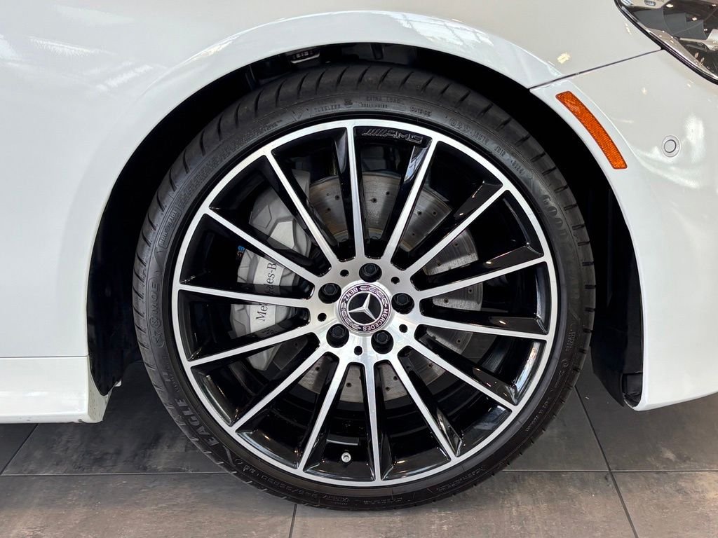 Used 2022 White Mercedes-Benz E 450 image 56