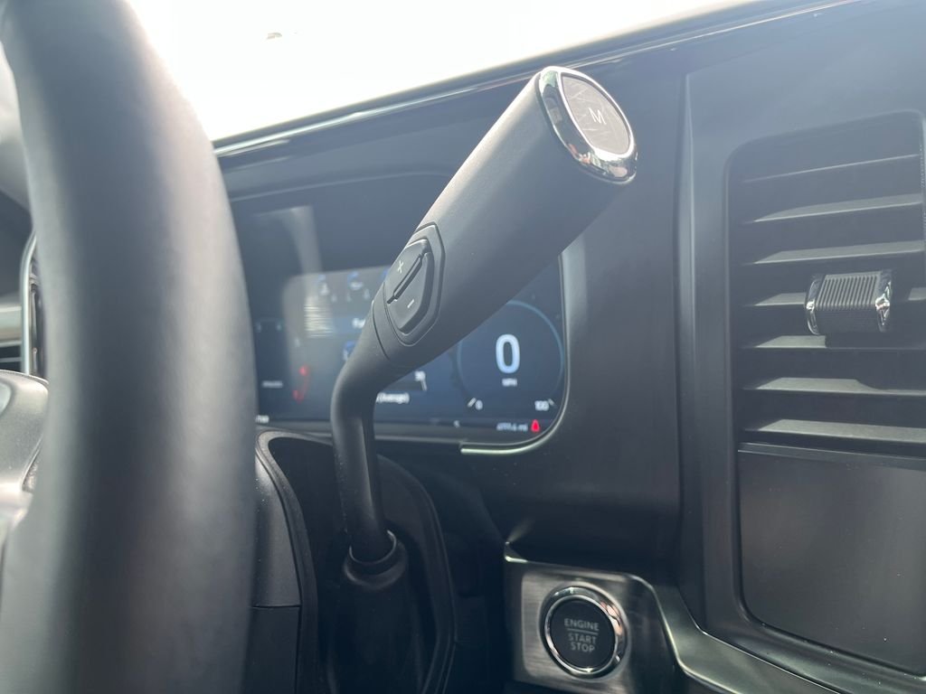 Used 2024 Oxford White Ford Lariat image 23