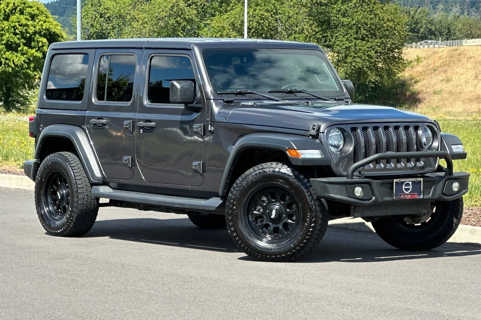 2019 Jeep Wrangler Sport S's photo