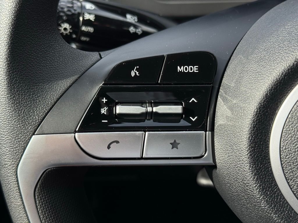 Certified Used 2026 White Hyundai SE image 21