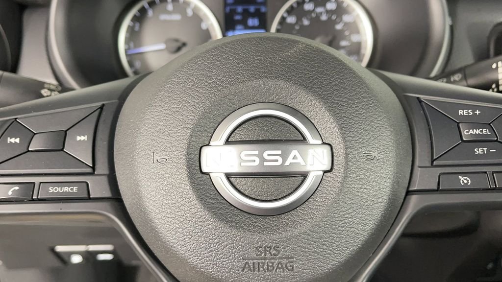 2025 Nissan KICKS PLAY Base - Photo 25