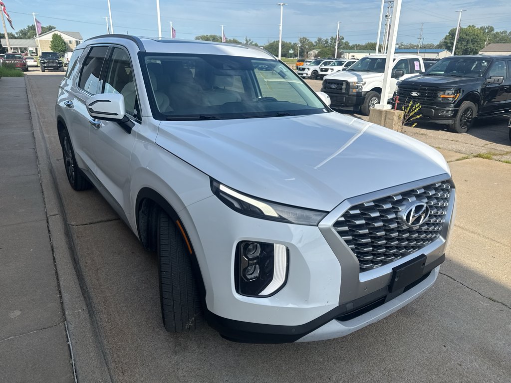 Used 2021 Hyper White Hyundai SEL image 4