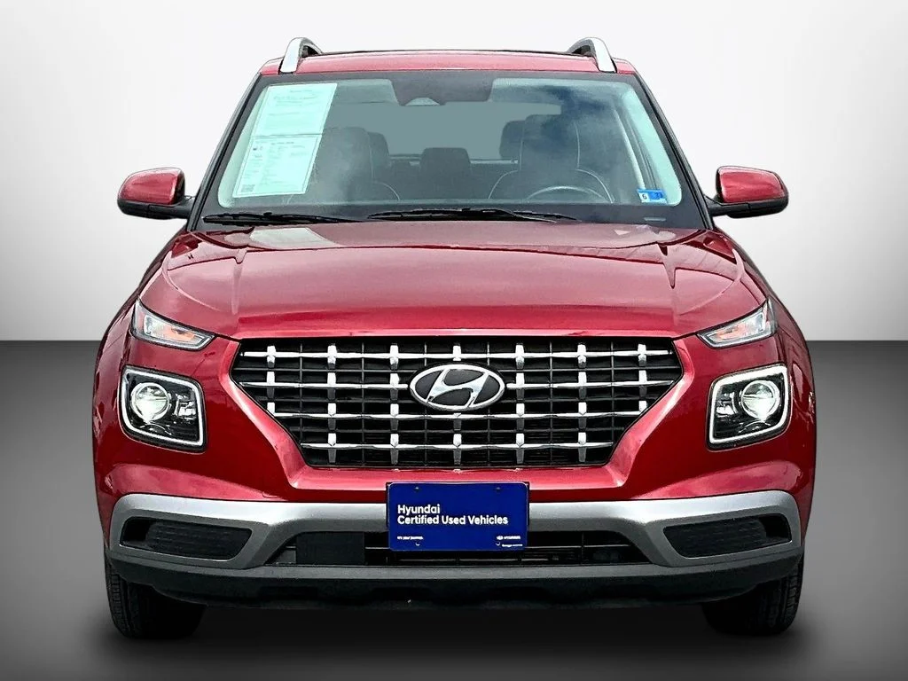Used 2023 Red Hyundai Limited image 2