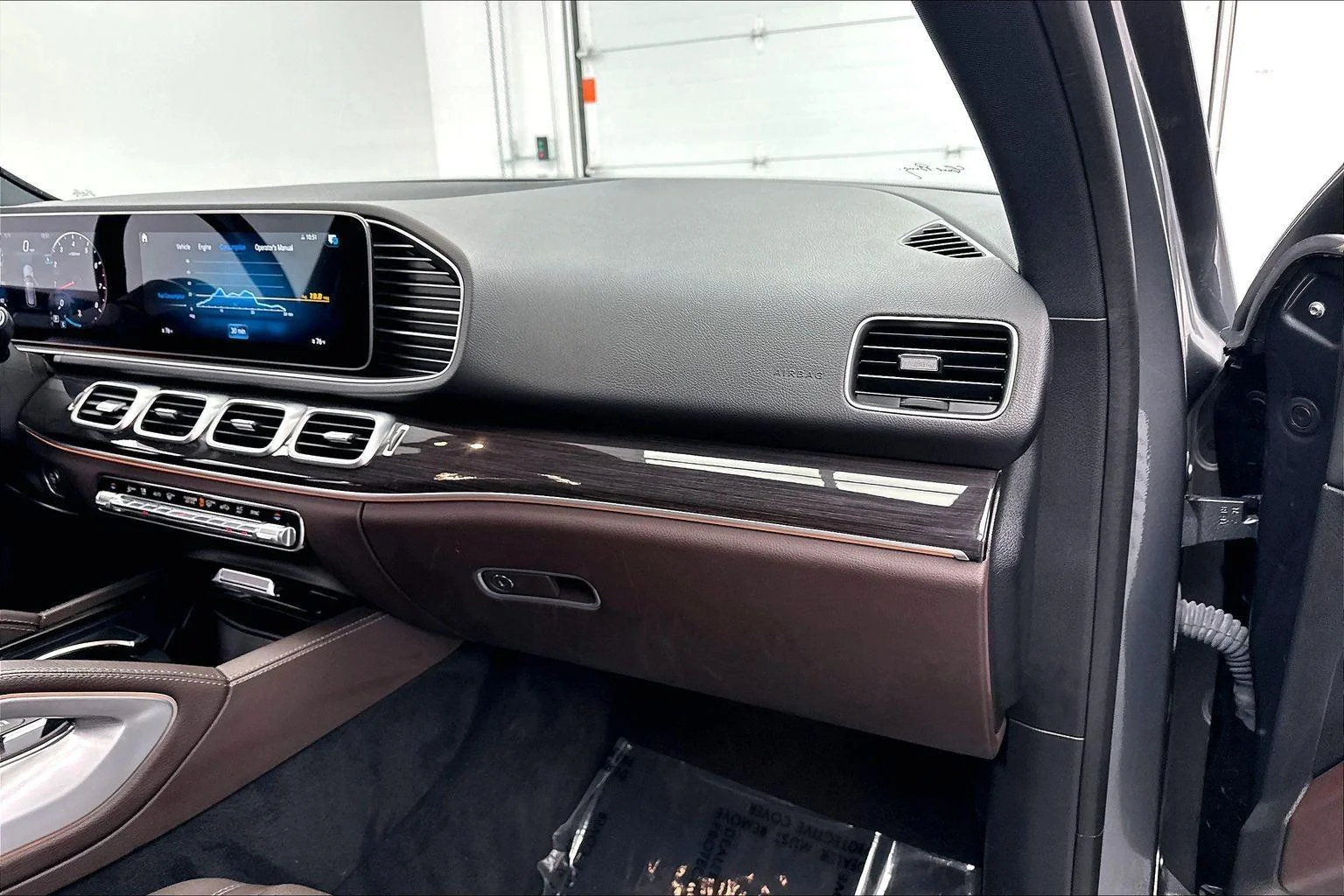 Used 2022 Selenite Grey Metallic Mercedes-Benz GLE 350 image 30