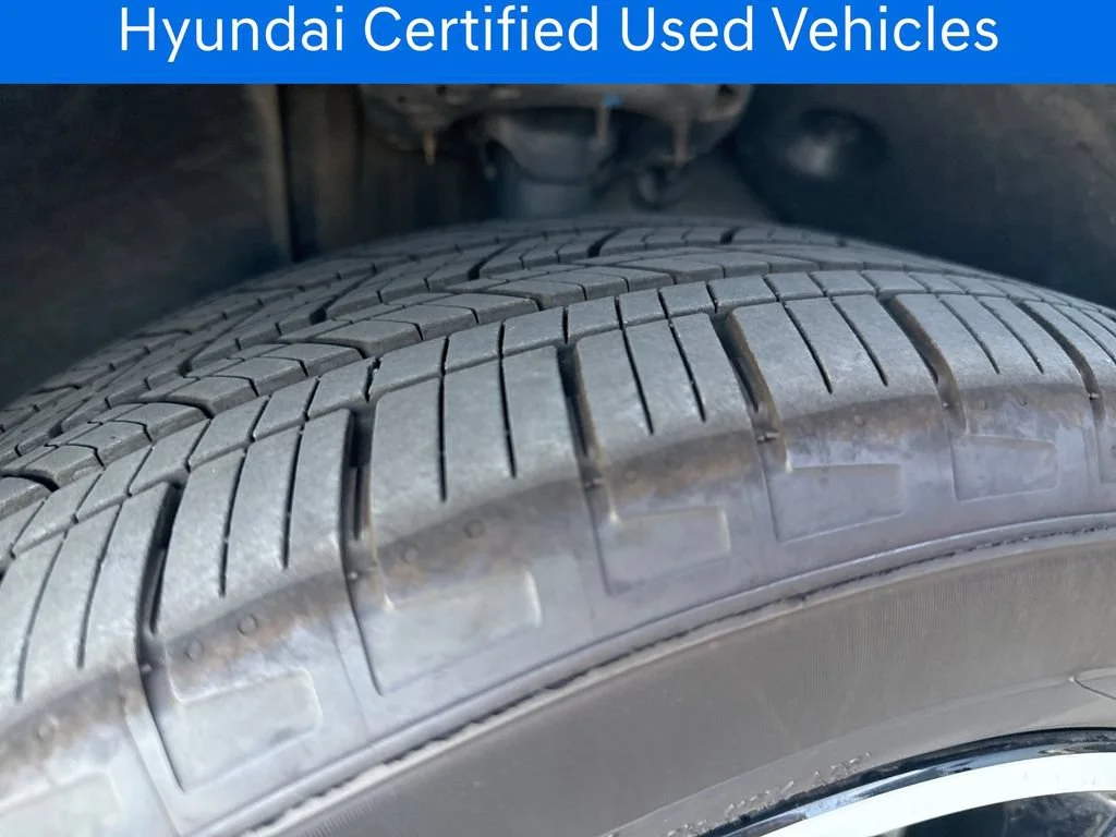 Certified Pre-Owned 2025 Hyundai Santa Cruz Limited