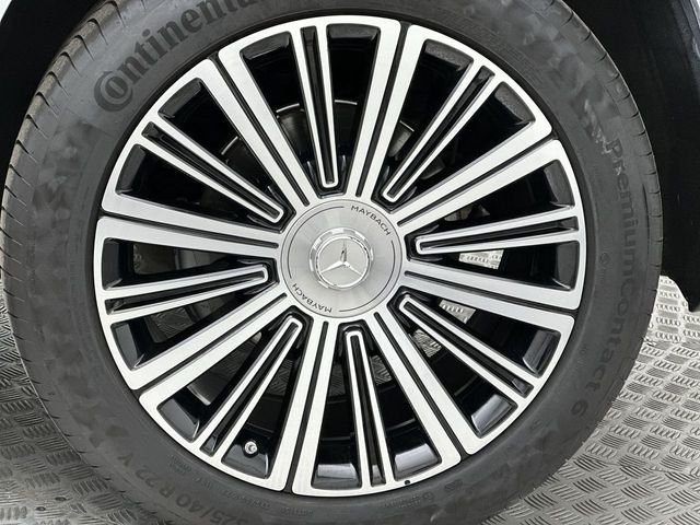 Used 2021 Silver Mercedes-Benz Maybach GLS 600 image 10