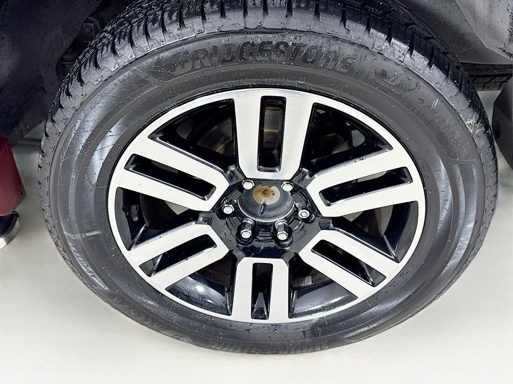 Used 2022 Barcelona Red Metallic Toyota Limited image 39