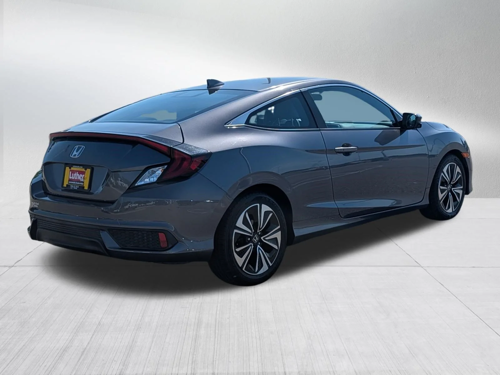 Used 2018 Modern Steel Metallic Honda EX-T image 7