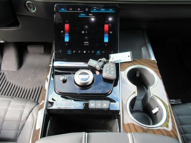 2026 Cadillac Escalade Platinum Sport - Photo 22