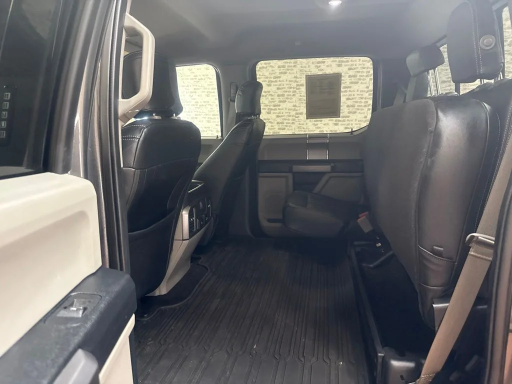 Used 2019 Gray Ford XLT image 13