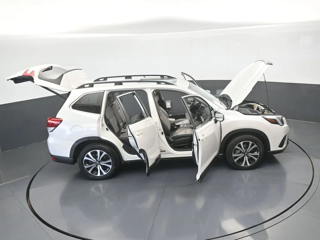 Used 2022 Crystal White Pearl Subaru Limited image 68