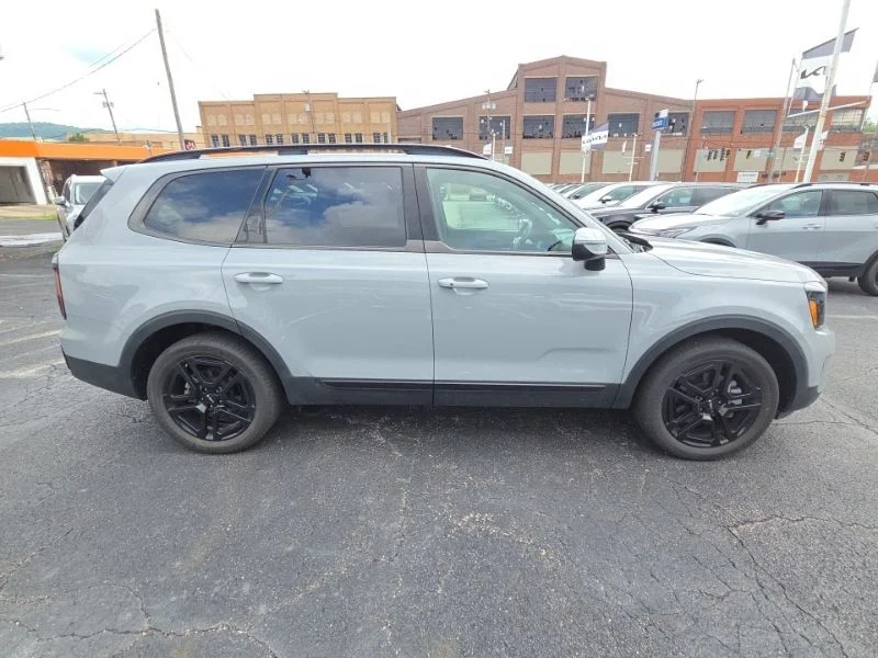Used 2024 Gray Kia EX X-Line image 8