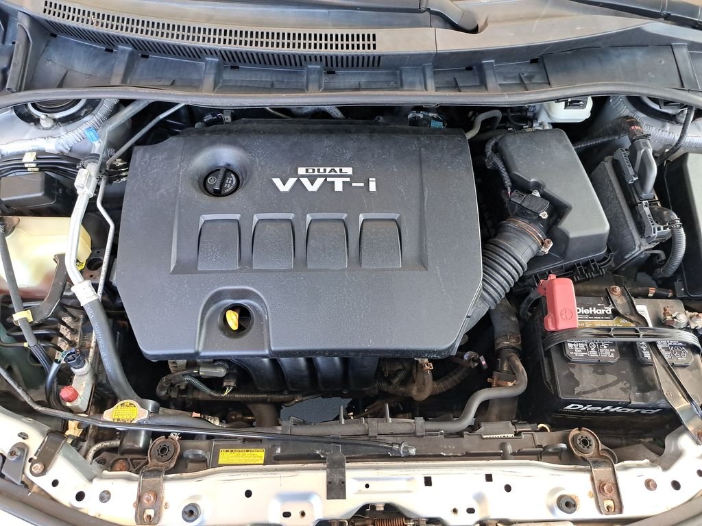 Used 2010 Silver Toyota S image 39