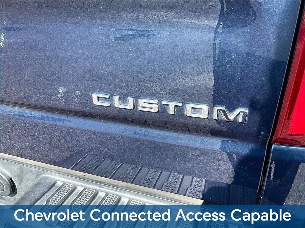 Used 2022 Blue Chevrolet Custom image 27