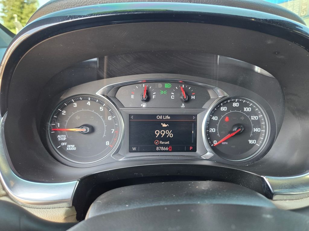 Used 2023 White Chevrolet LT image 18