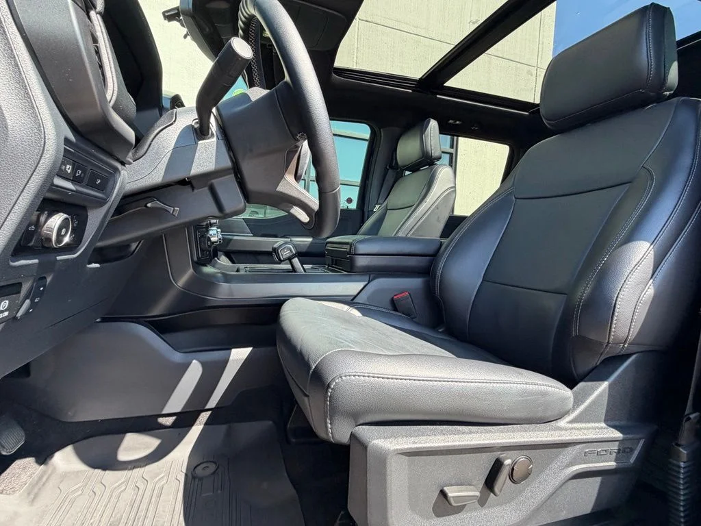 Used 2024 Black Ford XLT image 6
