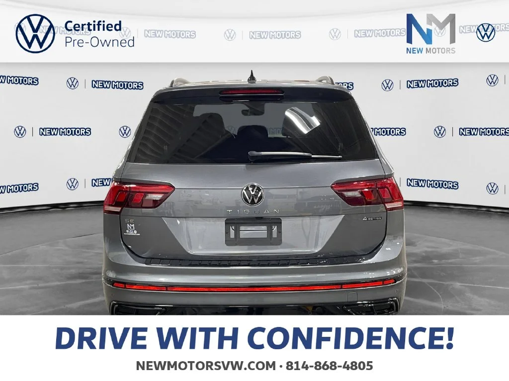 Used 2023 Platinum Gray Metallic Volkswagen 2.0T SE R-Line Black image 4